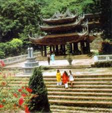 Yen Tu Quang Ninh- រមណីយដ្ឋានបុរាណភ្នំចាស់